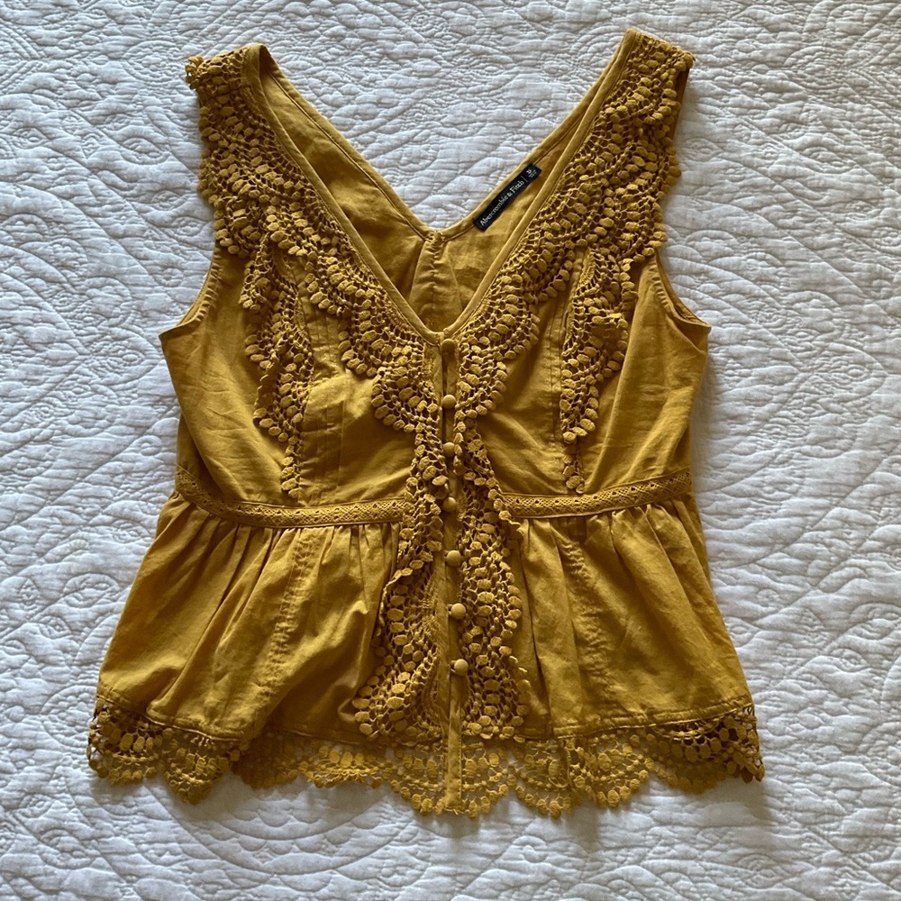 Abercrombie and Fitch top